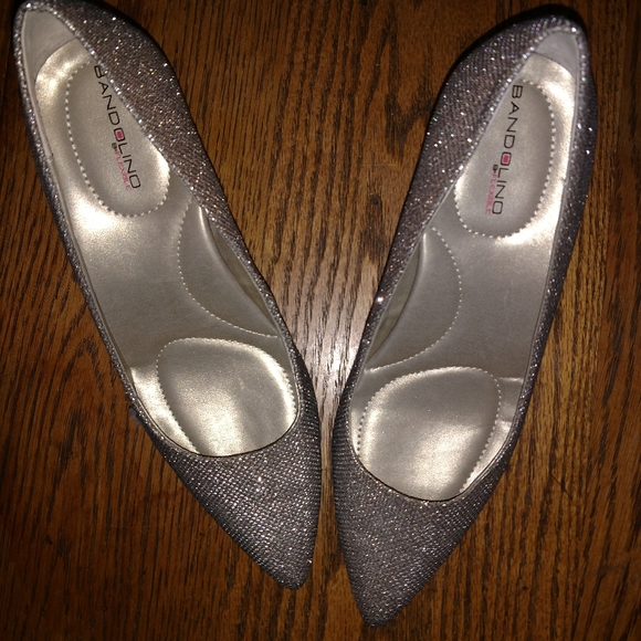 BANDOLINO Glitter Heels - Picture 2 of 2